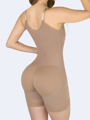 Body Modelador Hourglass com fecho de ganchos, estilo ampulheta.