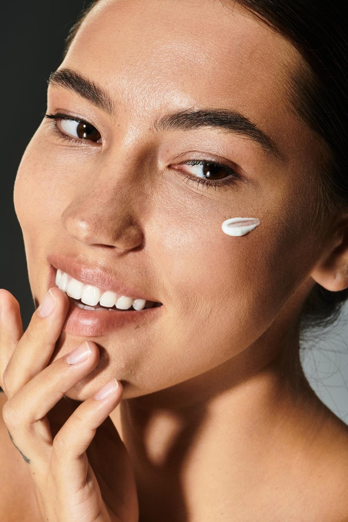Unlocking the Secret: How Lipid Dissolvers Transform Your Skin Texture