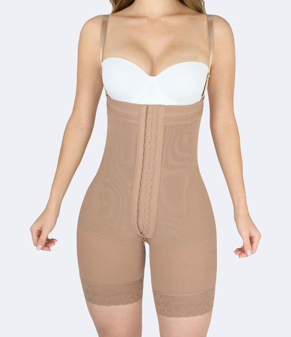 Shorts modeladores com fecho de gancho para afinar o corpo.